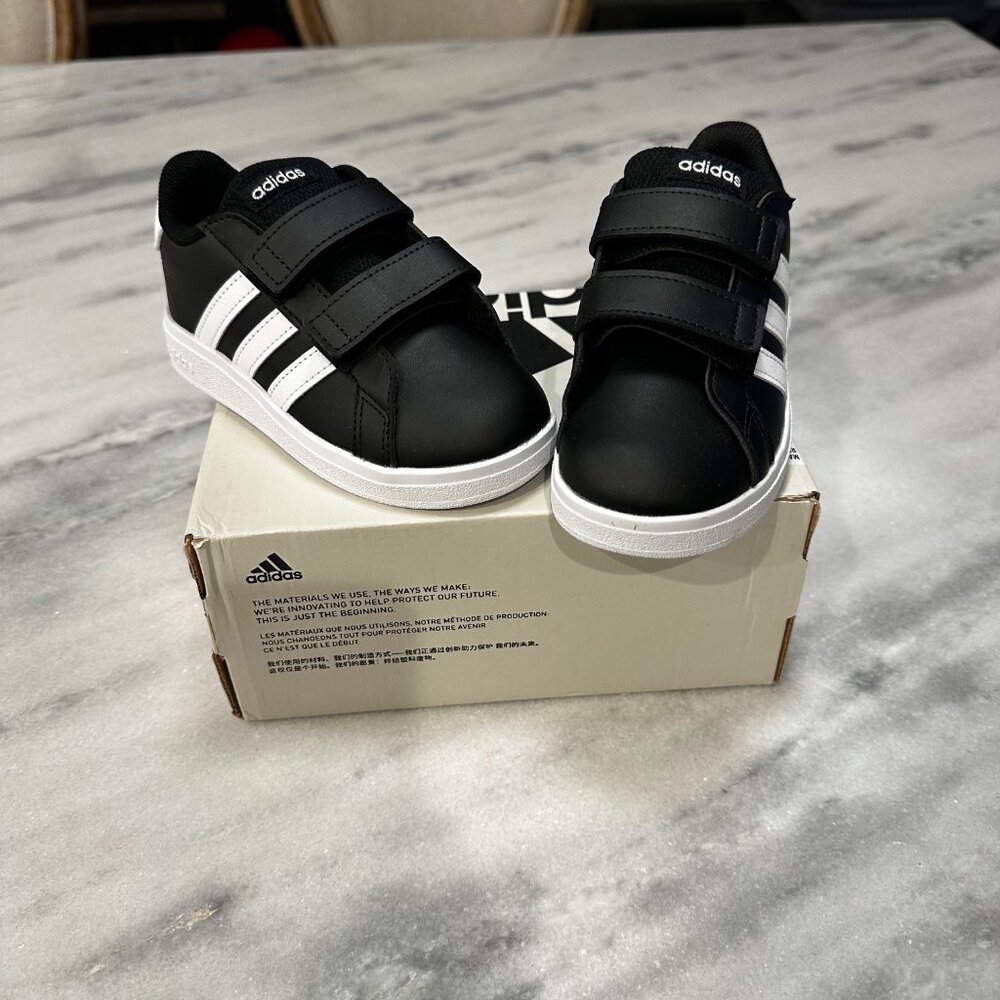 Adidas Grand Court Lifestyle Sneaker - Kids' NIB- Size 9